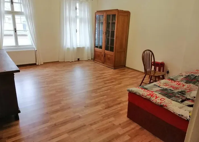 Apartment In City Center
